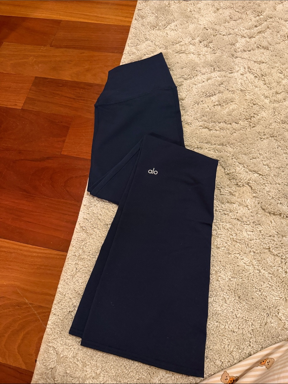 ALO Yoga Navy Flare Leggings